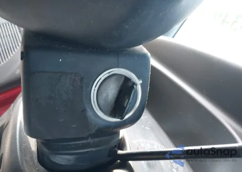 1999 Dodge Ram 1500 z USA, uszkodzony, nr VIN 3B7HC12Y3XG136549